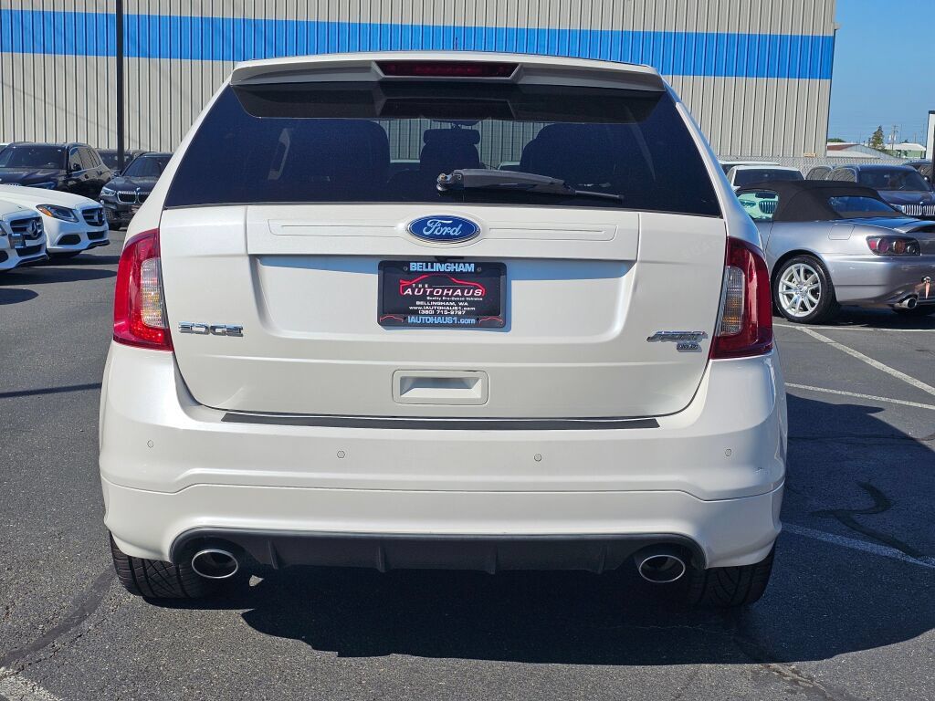 Used 2011 Ford Edge Sport w/ Driver Entry Pkg AWD/4WD image 4