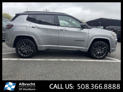 Used 2023 Jeep Compass High Altitude AWD/4WD image 6