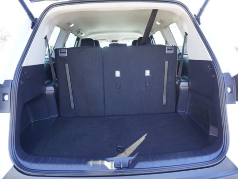 Used 2025 Toyota Grand Highlander AWD image 12