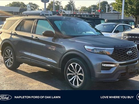Used 2024 Ford Explorer ST-Line w/ Class IV Trailer Tow Package AWD/4WD image 1