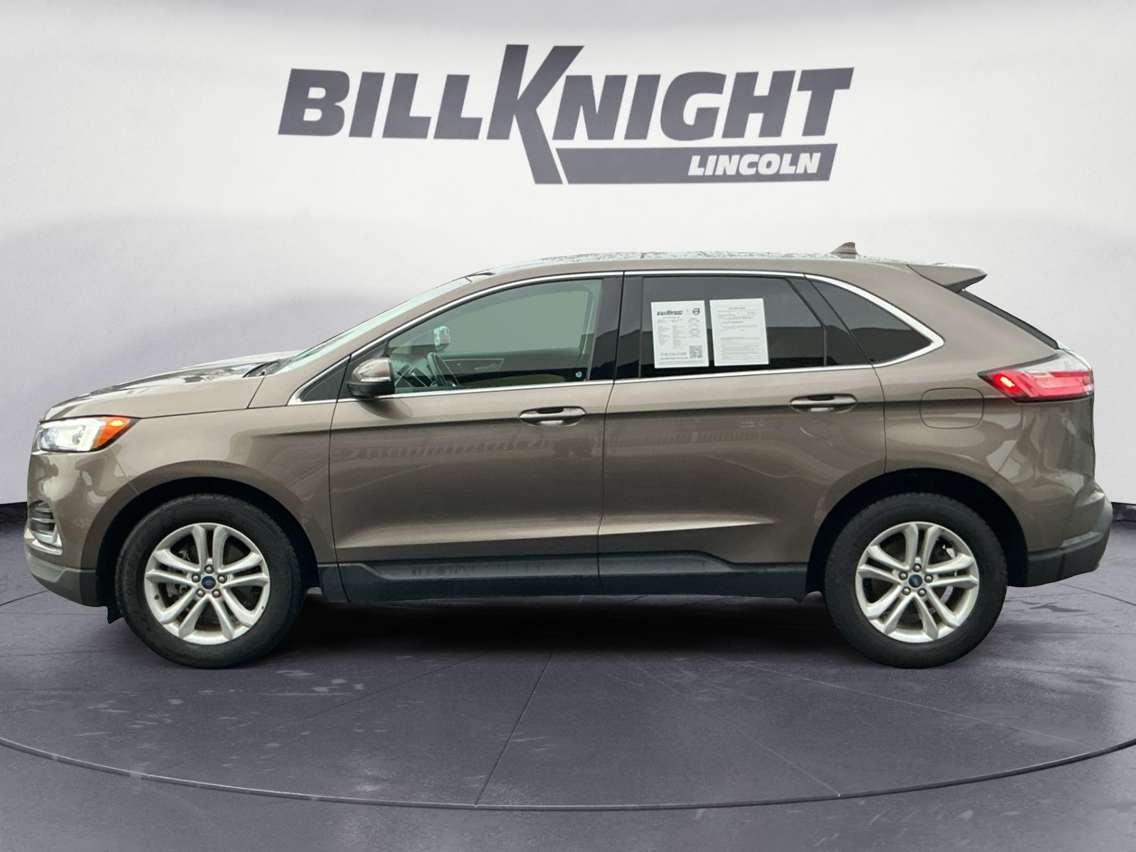 Used 2019 Ford Edge SEL w/ Equipment Group 201A FWD image 3