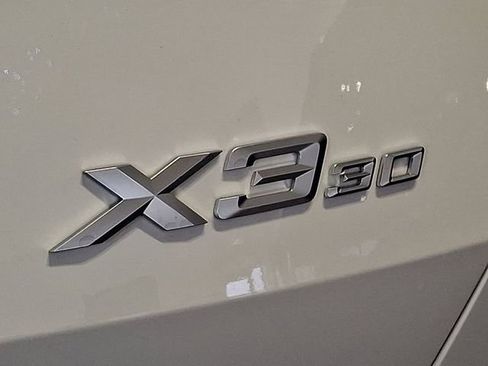 Certified 2026 BMW X3 xDrive30i w/ M Sport Package AWD/4WD image 19