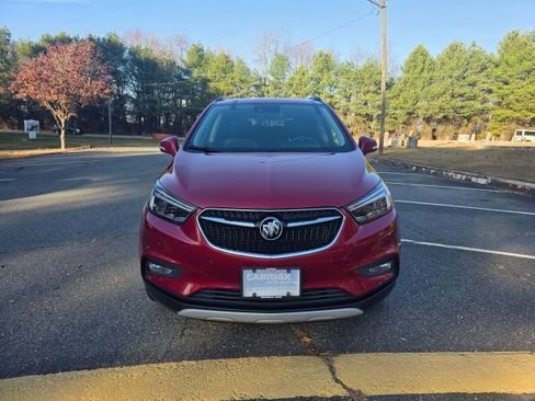 Used 2019 Buick Encore Essence w/ Experience Buick Package image 2