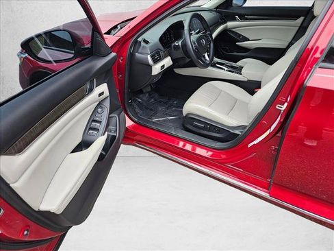 Used 2018 Honda Accord EX-L image 16