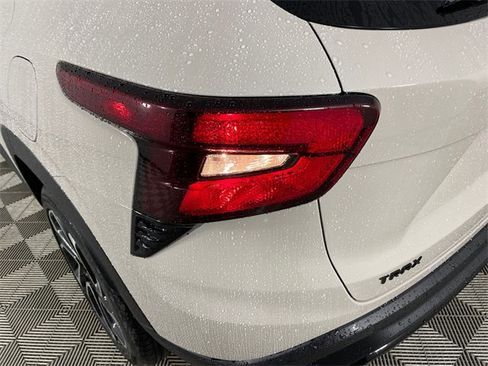 New 2026 Chevrolet Trax RS w/ Sunroof Package image 15