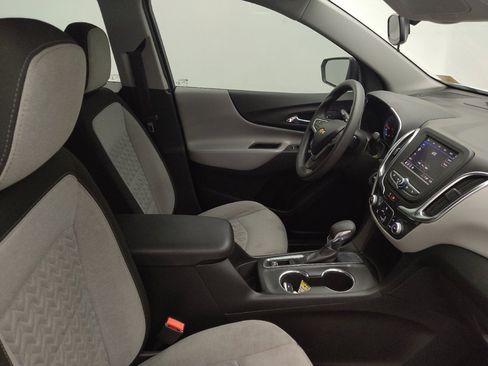 Used 2022 Chevrolet Equinox LS FWD image 21