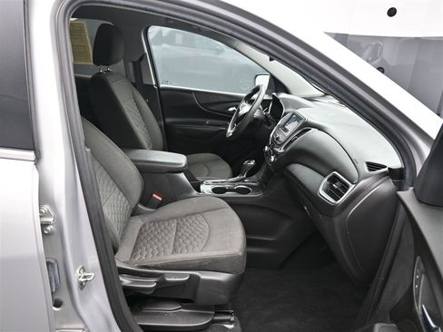 Used 2020 Chevrolet Equinox LT AWD/4WD image 9