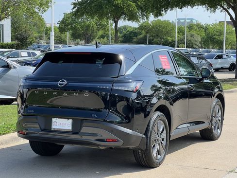 Certified 2025 Nissan Murano SL image 4