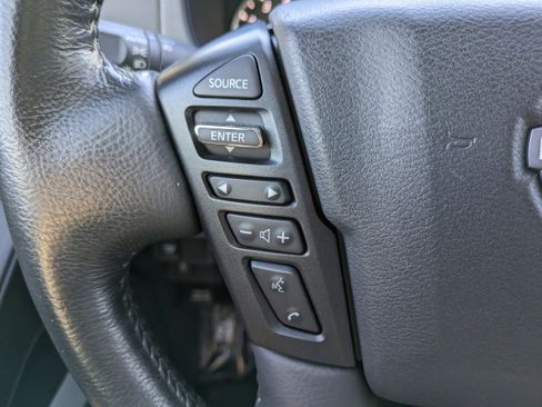 Used 2024 Nissan Frontier SV w/ SV Convenience Package image 23