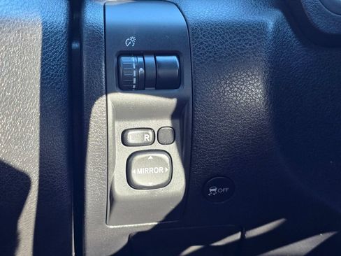 Used 2011 Subaru Forester 2.5X AWD/4WD image 18