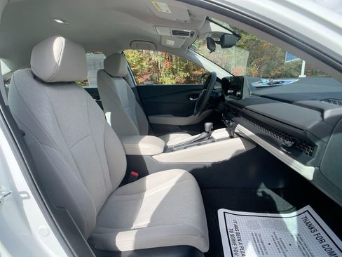 Certified 2023 Honda Accord LX image 25