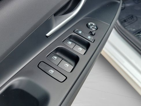 New 2026 Hyundai Elantra SE image 17