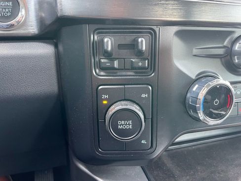 Used 2024 Ford F250 Lariat w/ Lariat Ultimate Package AWD/4WD image 51