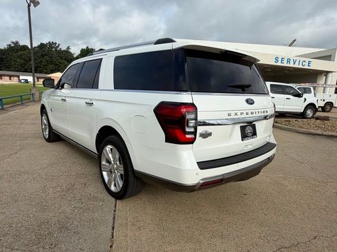 Used 2024 Ford Expedition Max King Ranch RWD image 3