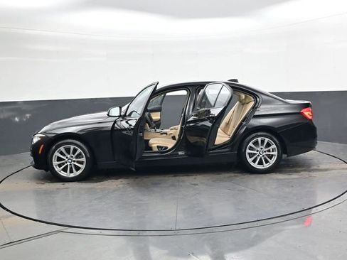 Used 2018 BMW 320i Sedan image 39