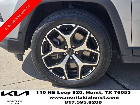 Used 2025 Jeep Compass Limited AWD/4WD image 17