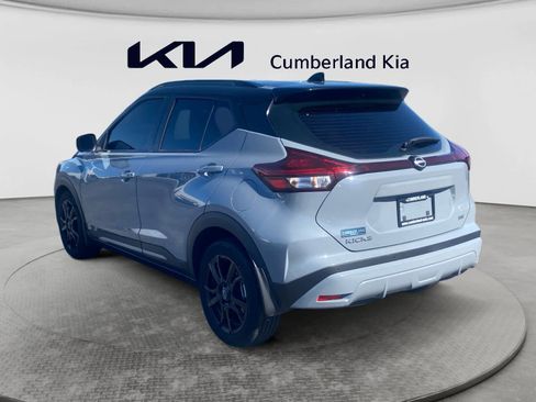 Used 2024 Nissan Kicks SR w/ SR Premium Package FWD image 3