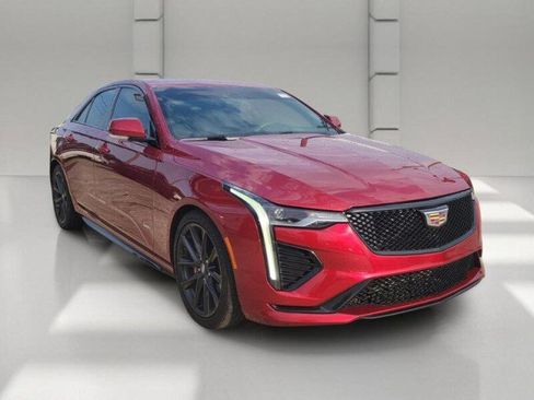 Used 2021 Cadillac CT4 V w/ Technology Package RWD image 3