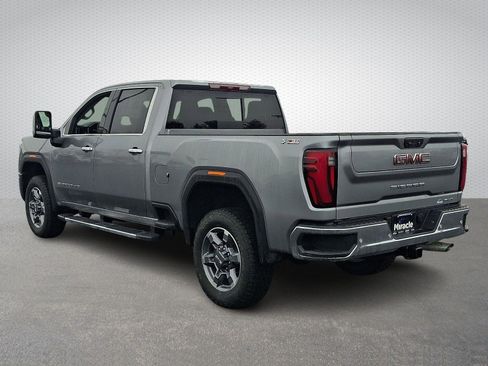 New 2026 GMC Sierra 2500 SLT w/ SLT Premium Package image 3