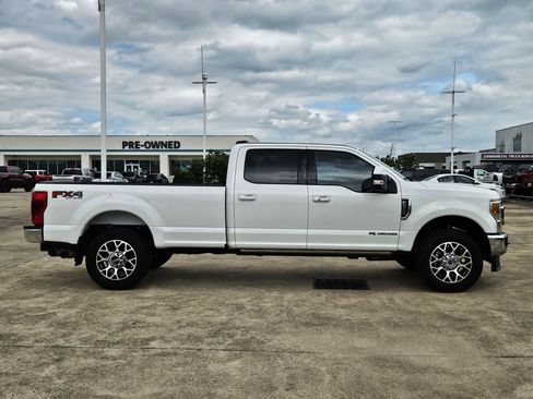 Used 2022 Ford F350 Lariat w/ Lariat Ultimate Package AWD/4WD image 2