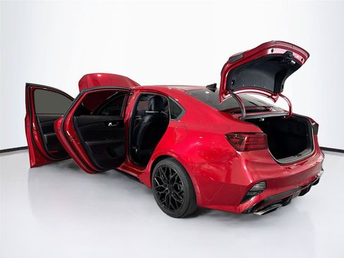 Used 2023 Kia Forte GT w/ GT2 Package FWD image 40