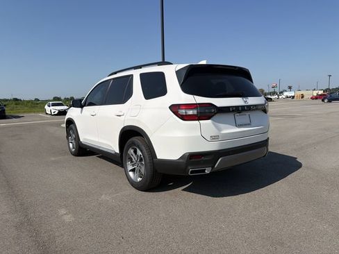 New 2026 Honda Pilot EX-L image 3