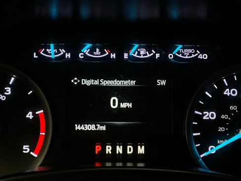 Used 2021 Ford F350 XLT image 19