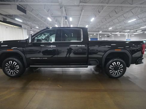 Used 2025 GMC Sierra 2500 Denali Ultimate w/ Max Trailering Package AWD/4WD image 22