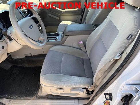Used 2007 Ford Explorer Sport Trac XLT AWD/4WD image 10