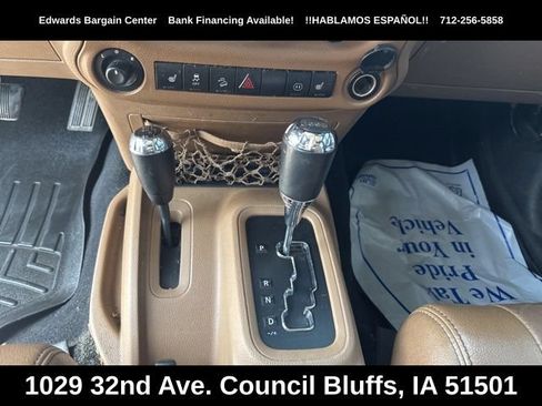 Used 2012 Jeep Wrangler Unlimited Rubicon w/ Dual Top Group AWD/4WD image 17
