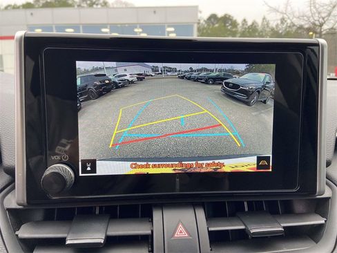 Used 2024 Toyota RAV4 LE image 22