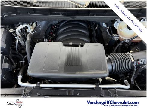 Used 2024 Chevrolet Tahoe LT w/ Luxury Package RWD image 32