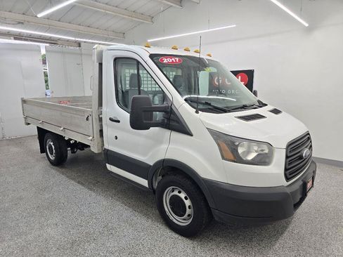 Used 2017 Ford Transit 250 138 RWD image 1