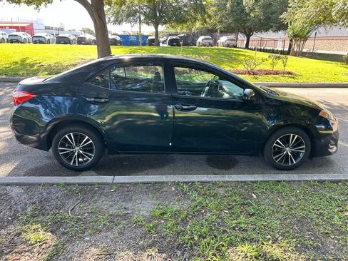 Used 2017 Toyota Corolla LE w/ LE Premium Package FWD image 7