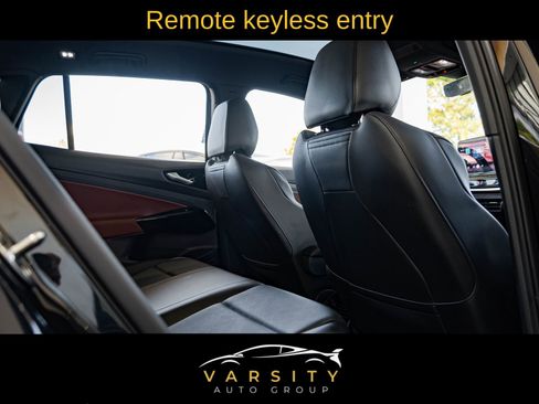 Used 2021 Volkswagen ID.4 Pro S w/ Gradient Package image 18