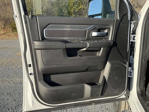 New 2026 RAM 2500 Big Horn AWD/4WD image 25