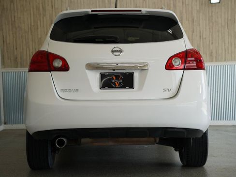 Used 2013 Nissan Rogue SV w/ Premium Pkg FWD image 9