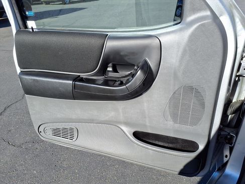 Used 2010 Ford Ranger XLT image 15