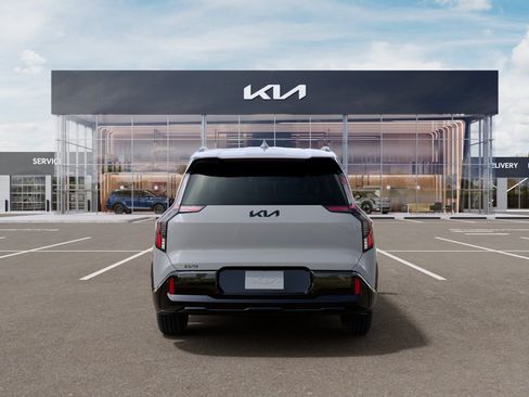 New 2026 Kia EV9 Land w/ Nightfall Edition Package AWD/4WD image 5