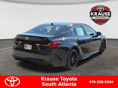 New 2026 Toyota Camry SE FWD image 8