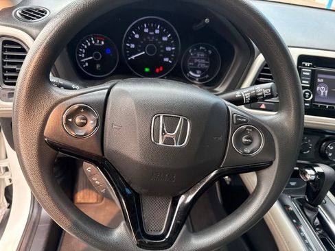 Used 2022 Honda HR-V LX image 21