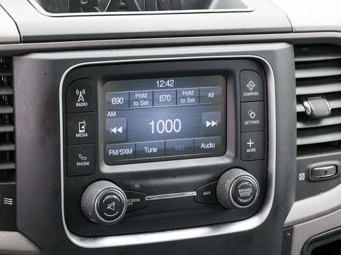 Used 2019 RAM 1500 Express w/ Express Value Package AWD/4WD image 10