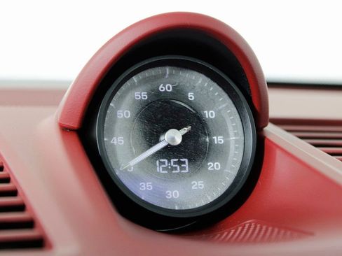 Certified 2024 Porsche 911 Carrera 4S image 28