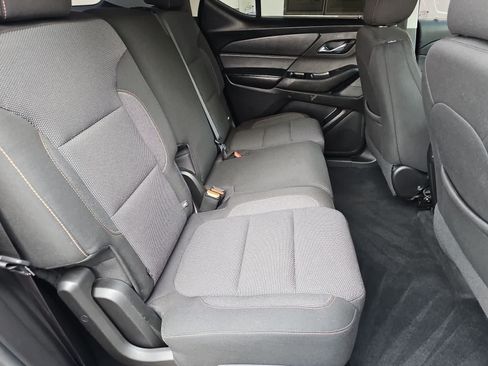 Used 2021 Chevrolet Traverse LS w/ LPO, Cargo Package FWD image 17