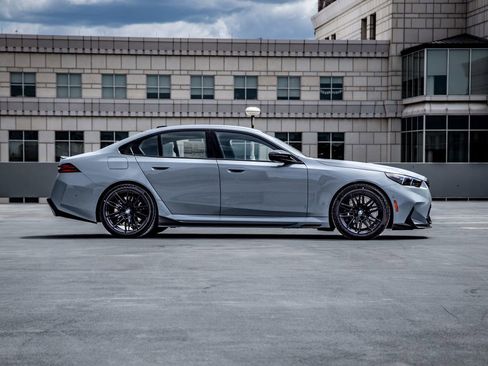 New 2026 BMW M5 w/ Carbon Package AWD/4WD image 7