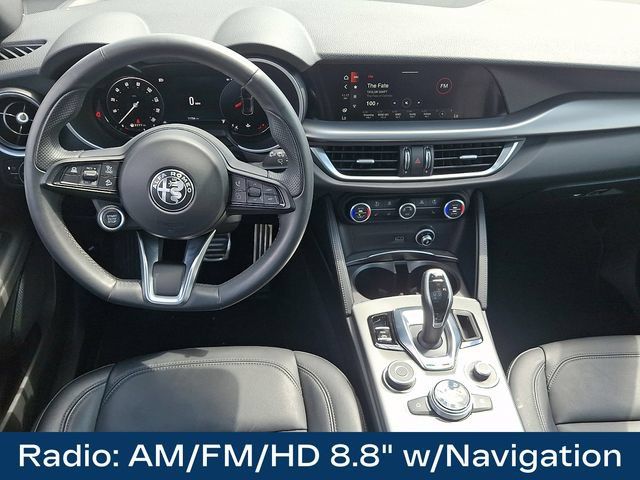 Used 2024 Alfa Romeo Stelvio Ti AWD/4WD image 3