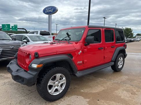 Used 2020 Jeep Wrangler Unlimited Sport S AWD/4WD image 2