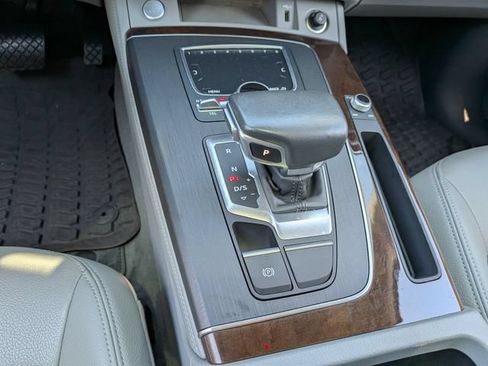 Used 2020 Audi Q5 2.0T Premium Plus AWD/4WD image 36
