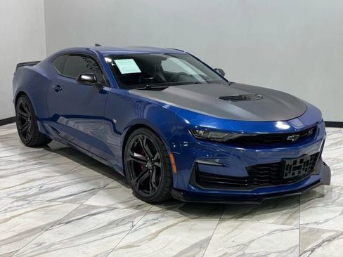 Used 2020 Chevrolet Camaro SS image 4
