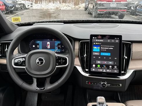 Used 2026 Volvo XC90 B6 Ultra w/ Protection Package image 25